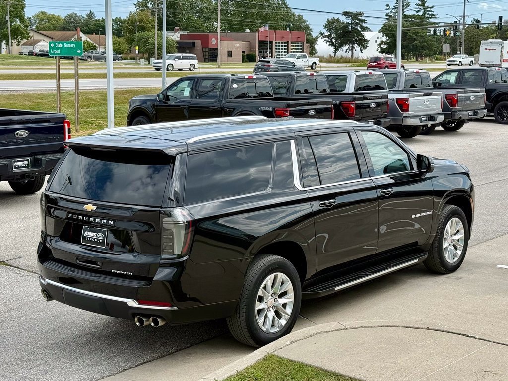 Used 2025 Chevrolet Suburban Premier w/ Sun And Tow Package image 3