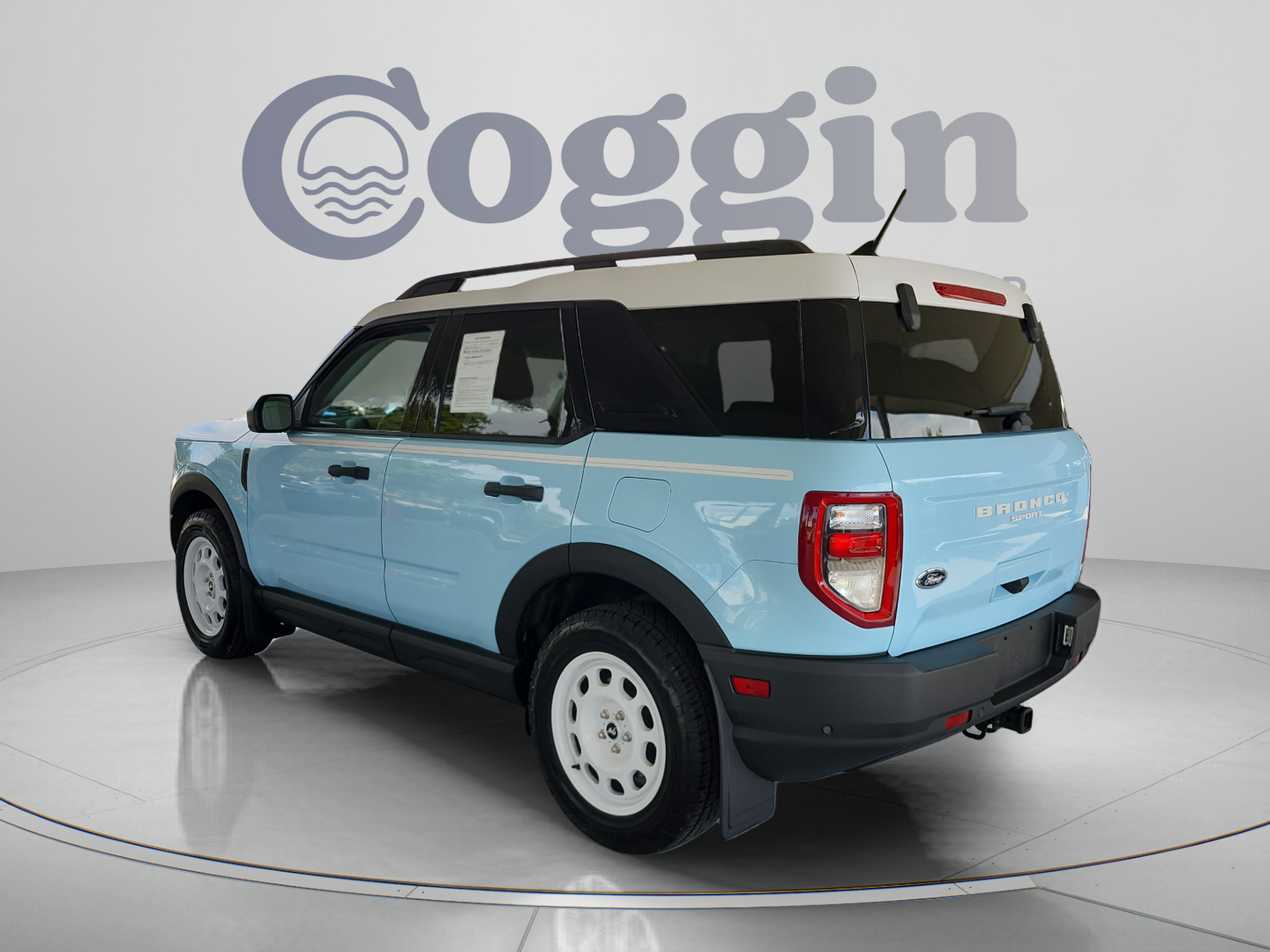 Certified 2024 Ford Bronco Sport Heritage w/ Heritage Convenience Package AWD/4WD image 3