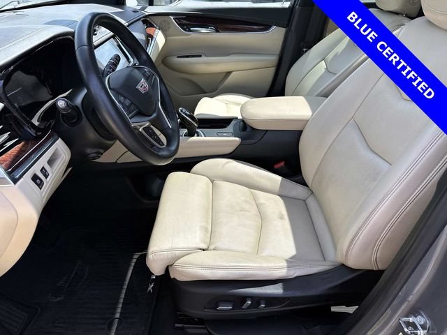 Used 2017 Cadillac XT5 Luxury w/ Driver Awareness Package FWD image 11