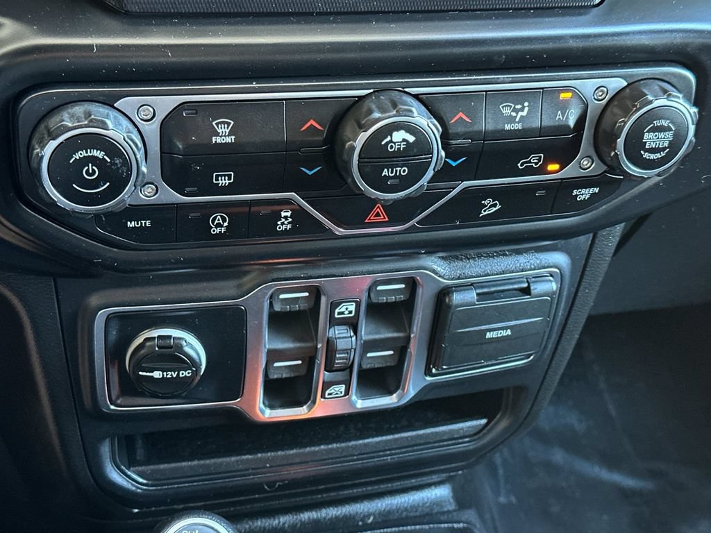 Used 2020 Jeep Wrangler Unlimited Sport S AWD/4WD image 19