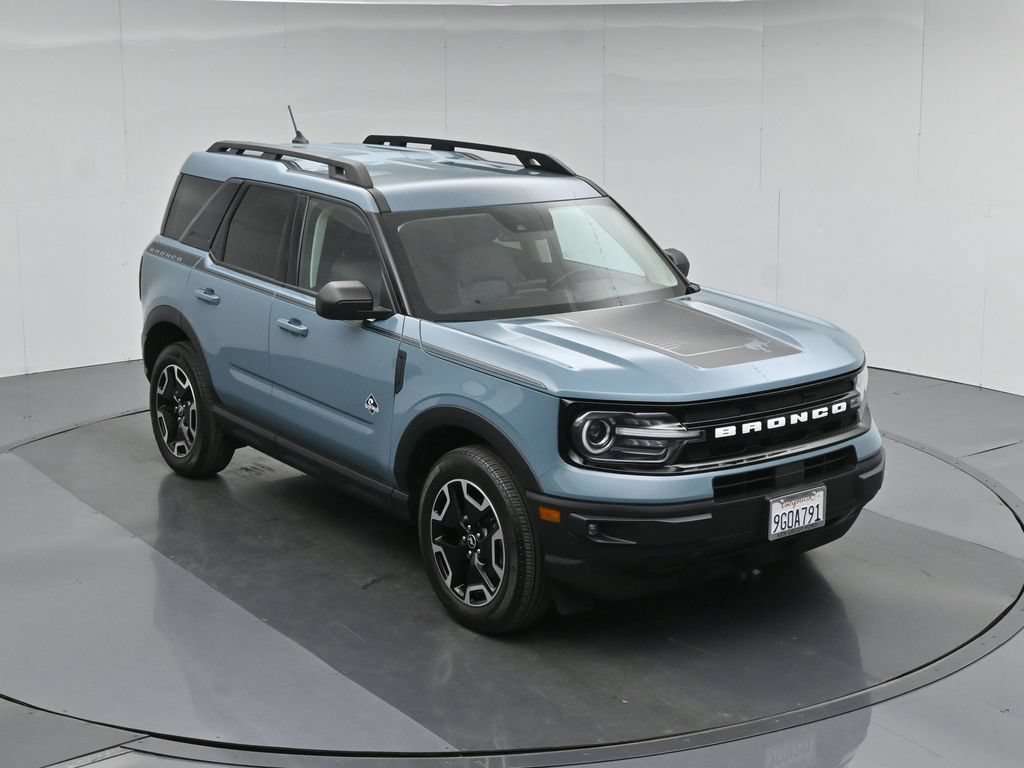Certified 2023 Ford Bronco Sport Outer Banks w/ Tech Package AWD/4WD image 37