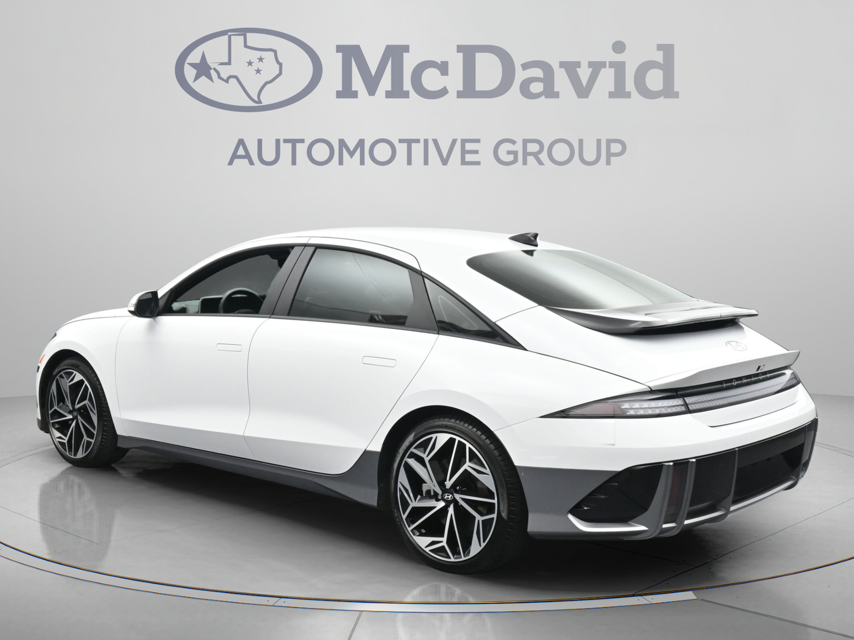 Used 2025 Hyundai Ioniq 6 SEL RWD image 6