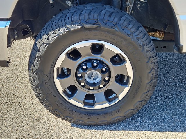 Certified 2023 Ford F250 Lariat w/ Tremor Off-Road Package AWD/4WD image 9