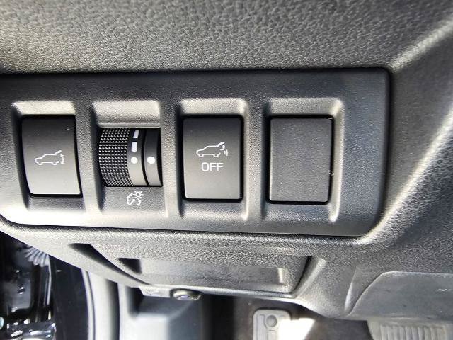Used 2023 Subaru Outback Limited AWD/4WD image 22