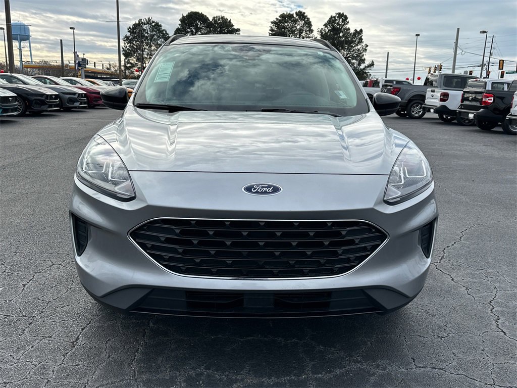 Certified 2022 Ford Escape SE w/ SE Sport Appearance Package image 2