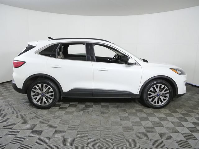 Certified 2020 Ford Escape Titanium AWD/4WD image 10