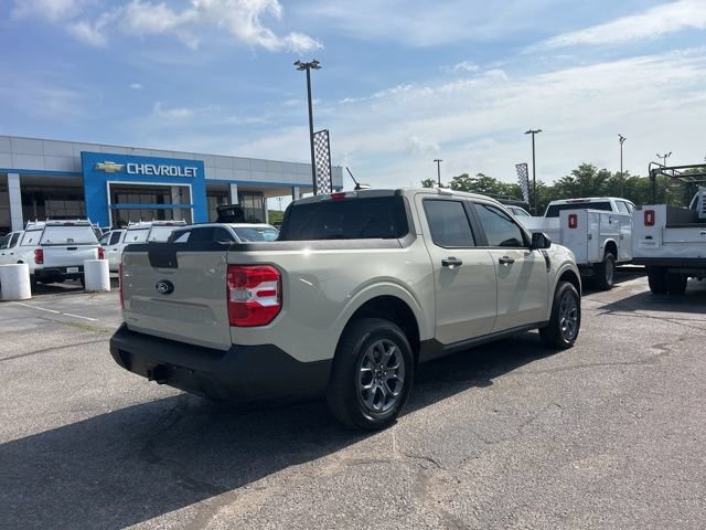 Certified 2025 Ford Maverick XLT w/ Equipment Group 302A AWD/4WD image 3