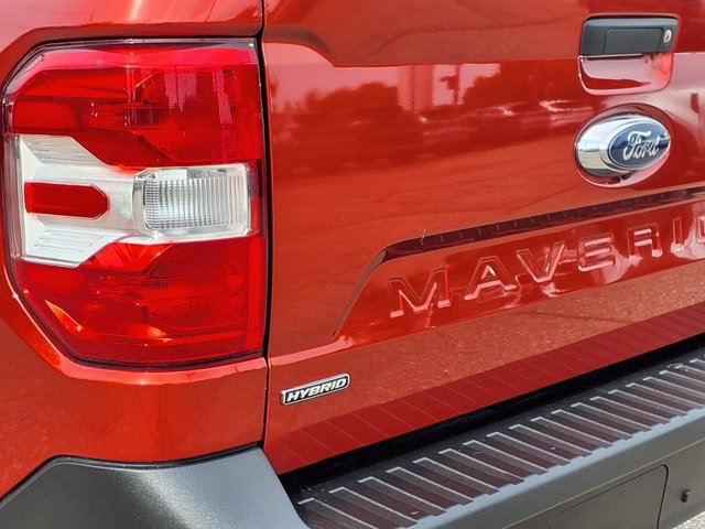 Certified 2024 Ford Maverick XL FWD image 20