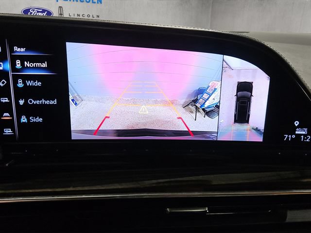 Used 2021 Cadillac Escalade ESV Sport w/ Driver Assist Tech Package AWD/4WD image 16