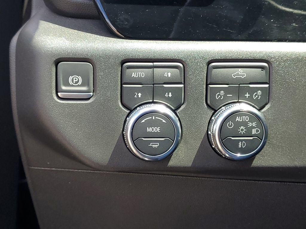 Used 2025 GMC Sierra 1500 Elevation w/ Preferred Package AWD/4WD image 23