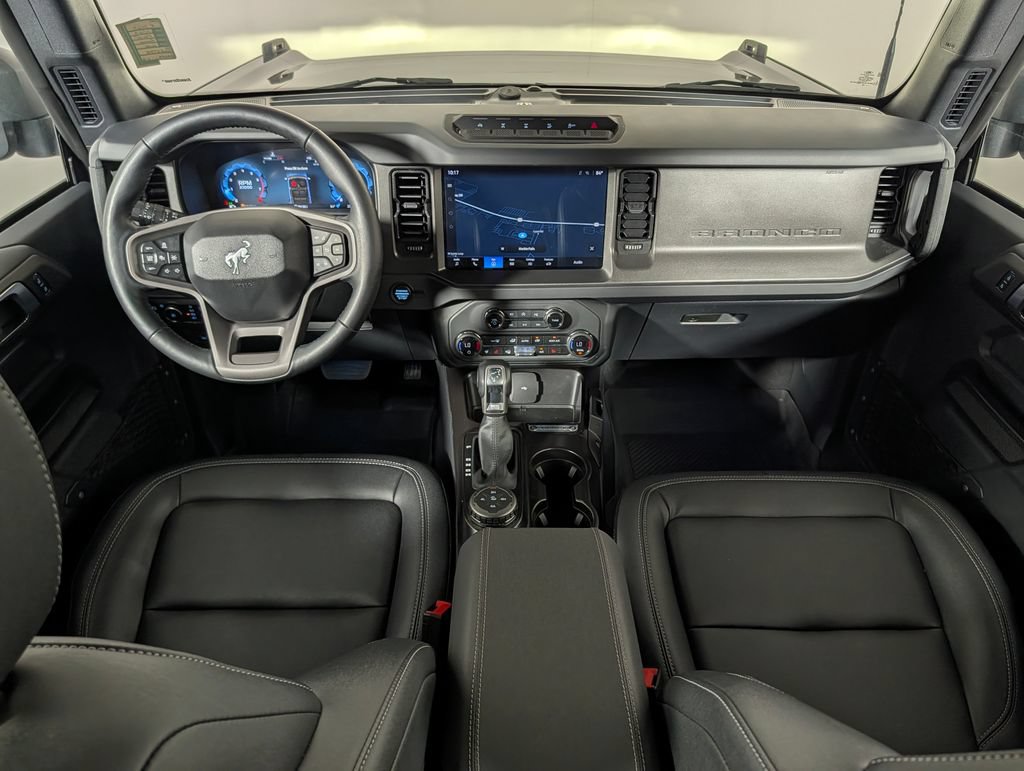 Certified 2025 Ford Bronco Badlands AWD/4WD image 14