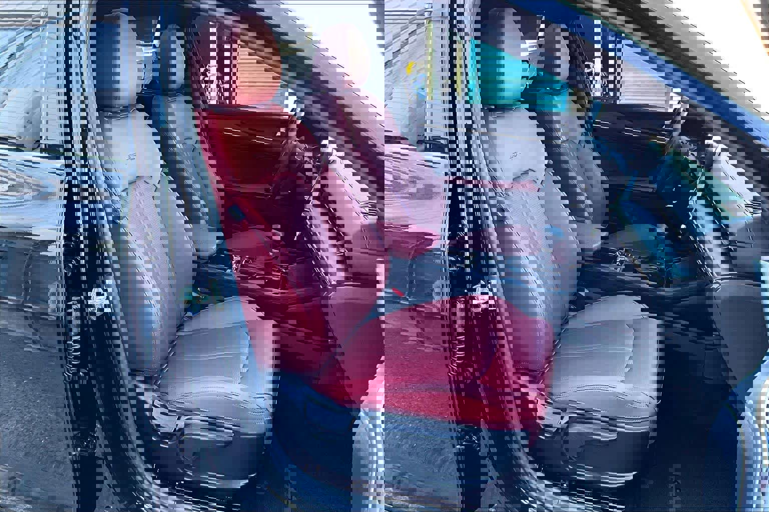 Used 2025 Kia K5 GT-Line w/ GT-Line Premium Package image 13