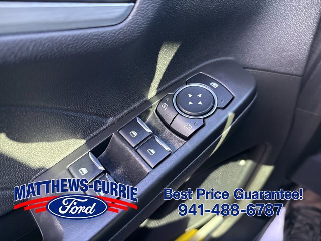 Certified 2023 Ford Escape Platinum AWD/4WD image 24