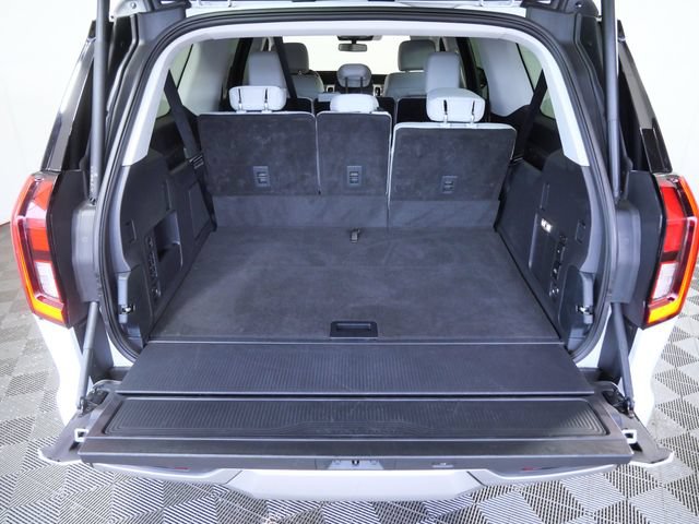 Certified 2025 Ford Expedition Max Platinum AWD/4WD image 10