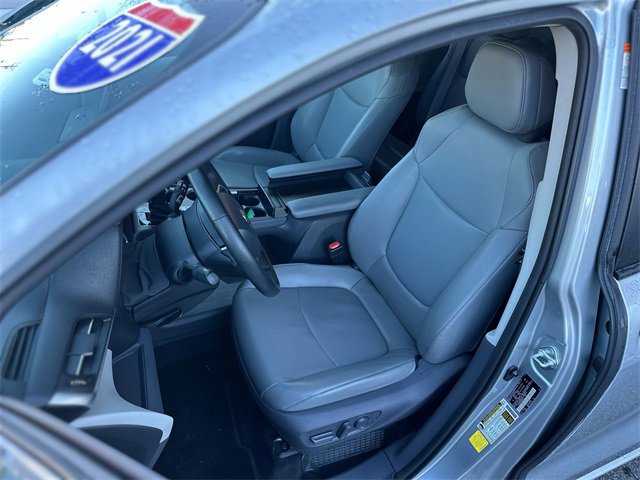 Used 2021 Toyota Sienna XLE image 12