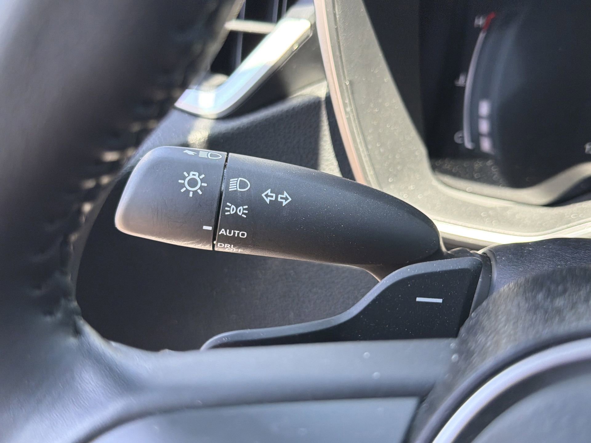 Used 2025 Toyota Corolla XSE image 19