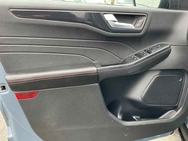 Certified 2025 Ford Escape ST-Line image 23