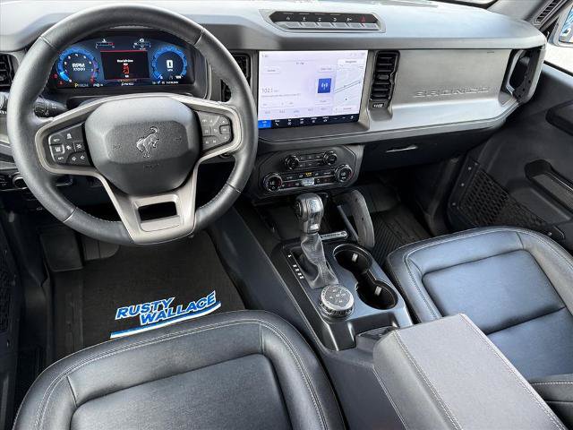 Certified 2025 Ford Bronco Badlands AWD/4WD image 12