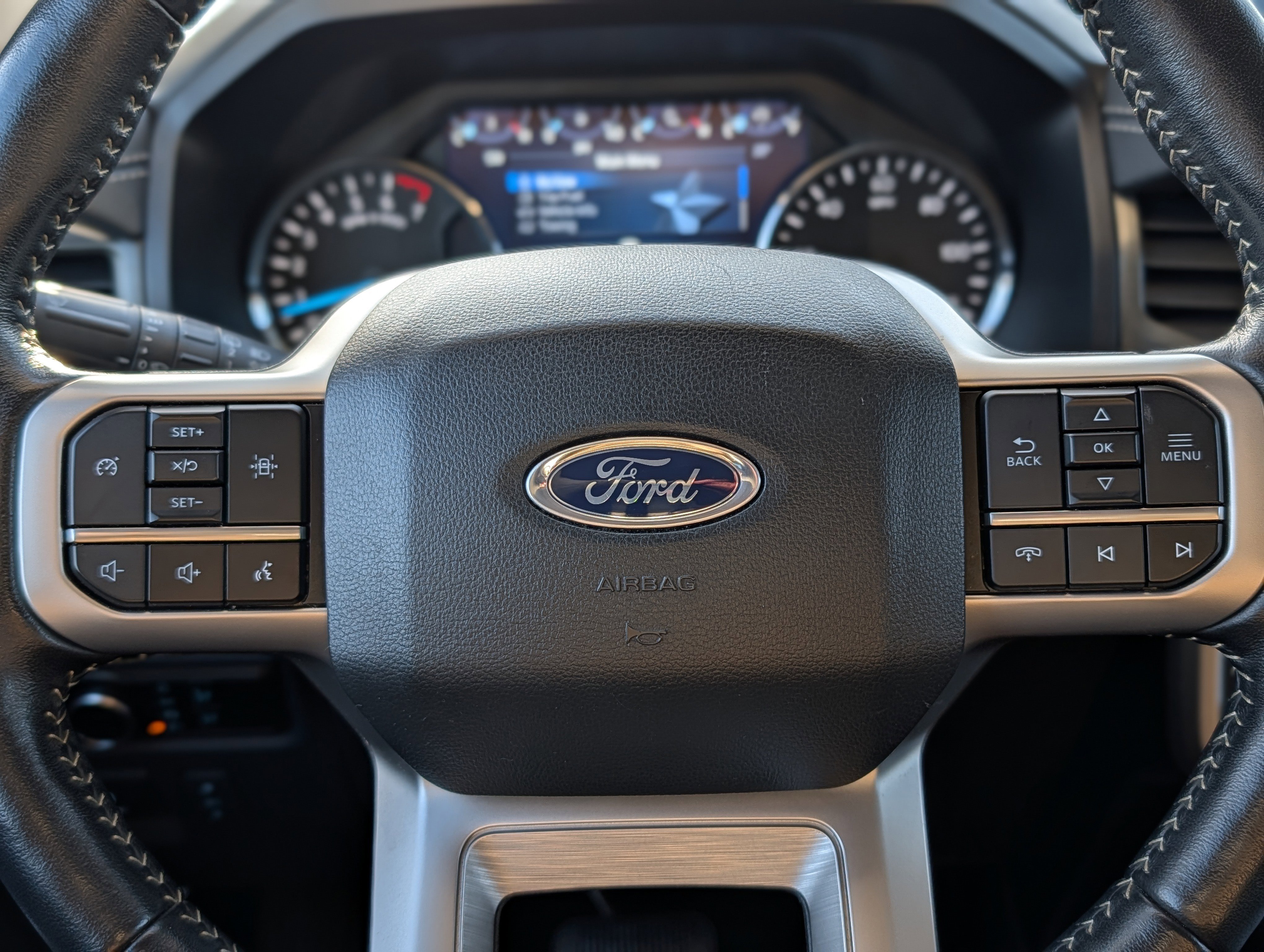 Certified 2024 Ford Expedition XLT image 27