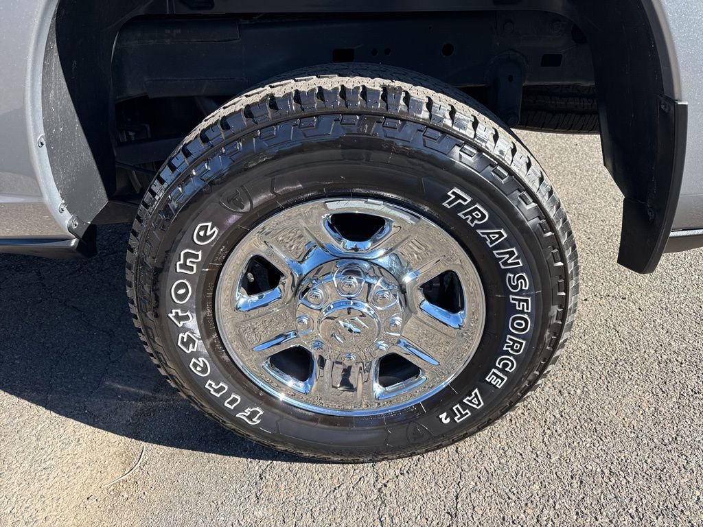 Used 2024 RAM 2500 Tradesman w/ Chrome Appearance Group image 10