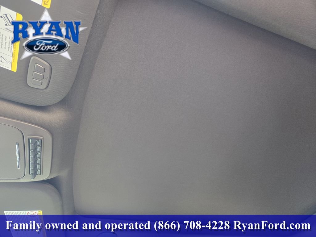 Certified 2025 Ford F250 King Ranch w/ FX4 Off-Road Package AWD/4WD image 18