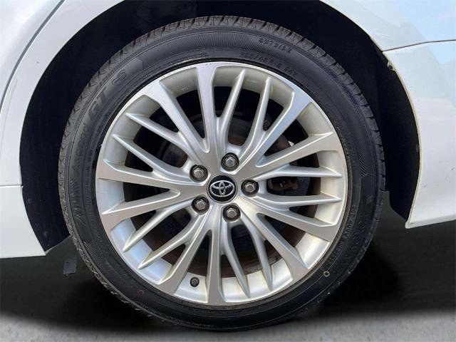 Used 2019 Toyota Camry XLE image 30
