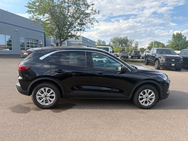 Certified 2024 Ford Escape Active AWD/4WD image 9