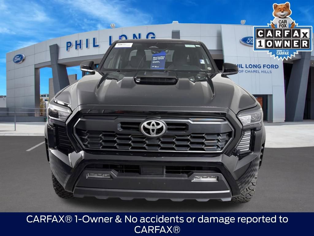 Used 2024 Toyota Tacoma TRD Sport AWD/4WD image 2