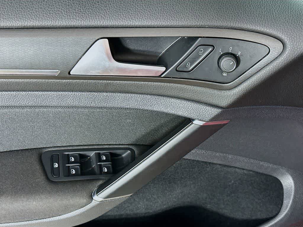 Used 2019 Volkswagen GTI S FWD image 29