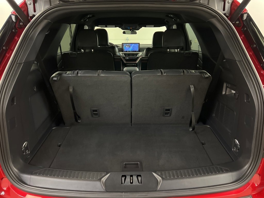 Certified 2025 Ford Explorer ST-Line image 35