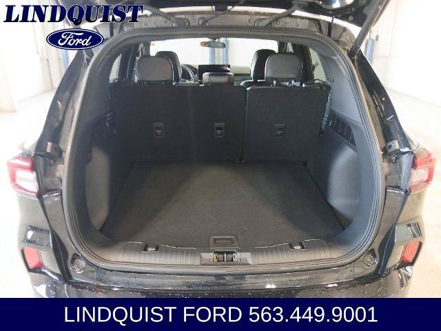Certified 2023 Ford Escape ST-Line Select w/ Tech Pack #2 AWD/4WD image 19
