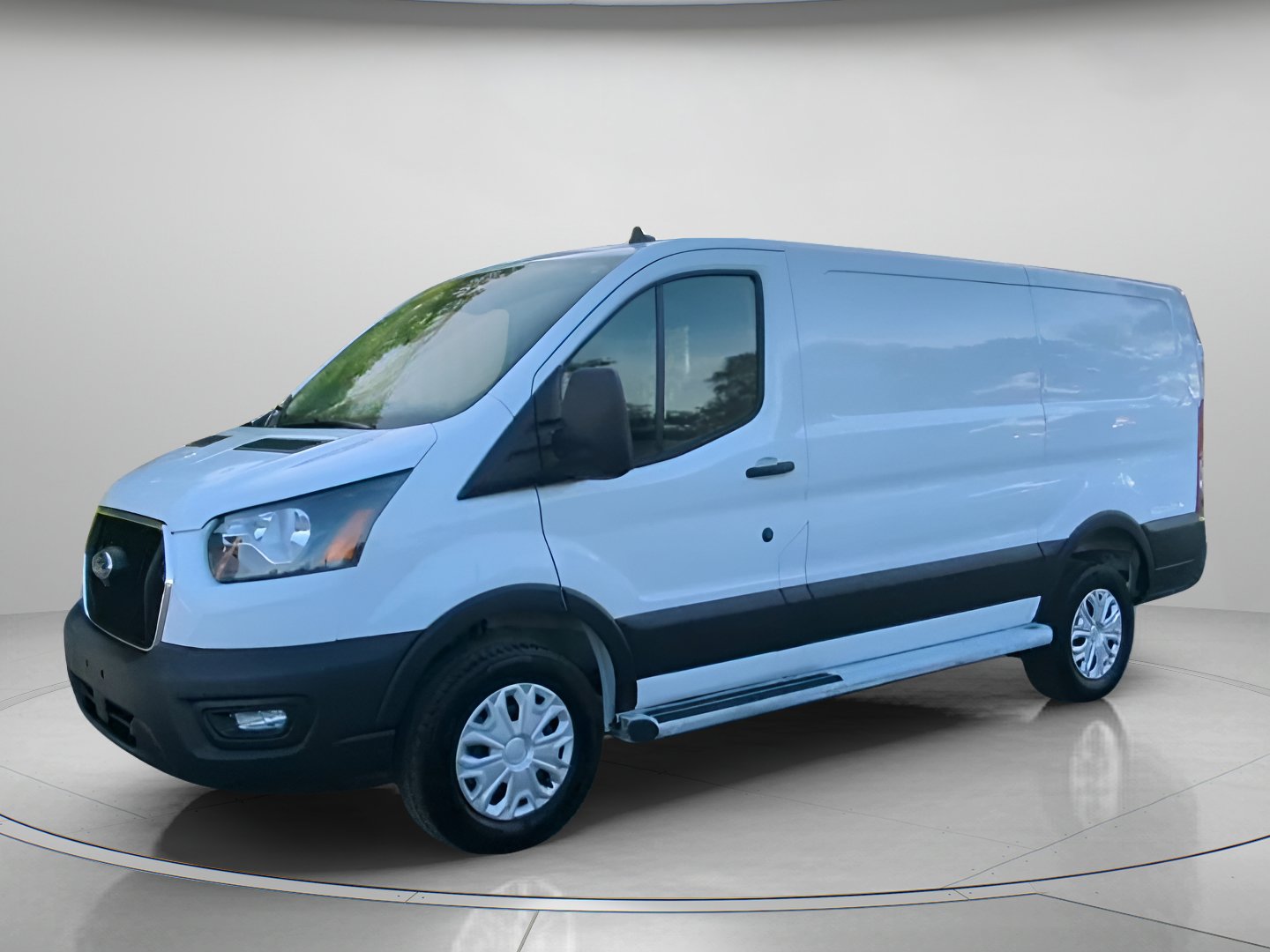 Certified 2025 Ford Transit 250 Low Roof w/ Exterior Upgrade Package RWD image 13