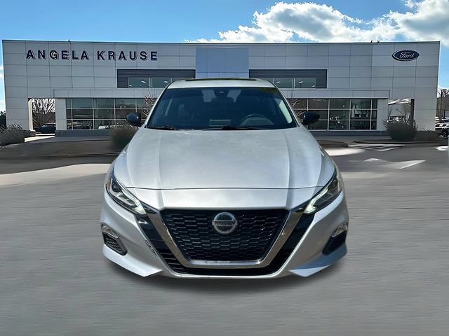 Used 2021 Nissan Altima 2.5 SR w/ SR Premium Package FWD image 2