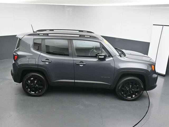 Used 2022 Jeep Renegade Altitude AWD/4WD image 26