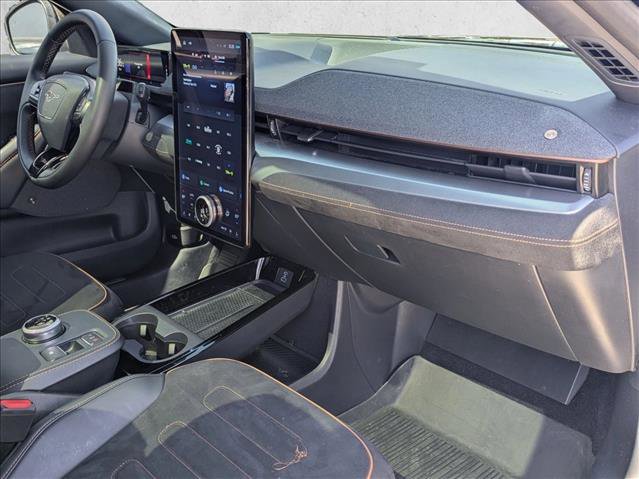 Certified 2022 Ford Mustang Mach-E GT AWD/4WD image 22