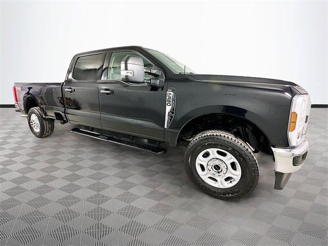 Certified 2025 Ford F350 XLT w/ FX4 Off-Road Package image 8