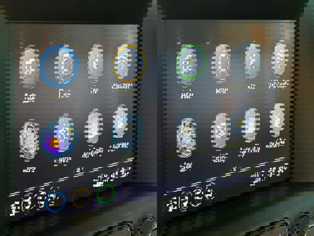 Used 2022 GMC Terrain AT4 w/ Infotainment Package II image 15