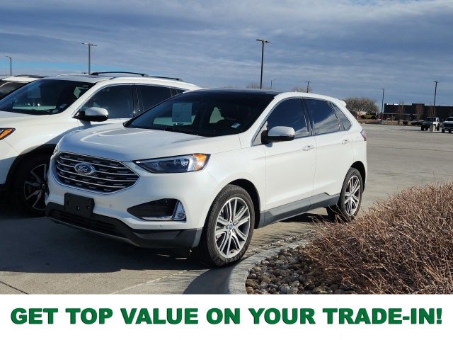 Certified 2022 Ford Edge Titanium w/ Class II Trailer Tow Package