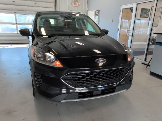 Certified 2022 Ford Escape SE AWD/4WD image 36