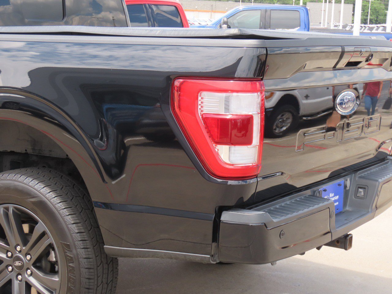 Certified 2023 Ford F150 Lariat AWD/4WD image 13