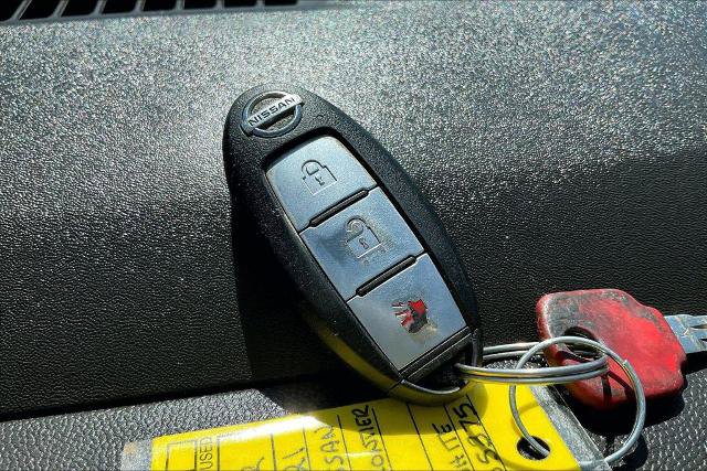 Used 2021 Nissan Frontier SV RWD image 11