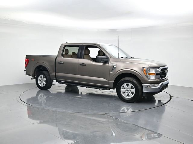 Certified 2022 Ford F150 XLT w/ Equipment Group 301A Mid AWD/4WD image 3