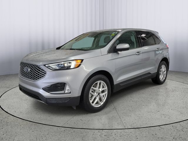 Certified 2023 Ford Edge SEL w/ Convenience Package AWD/4WD image 4