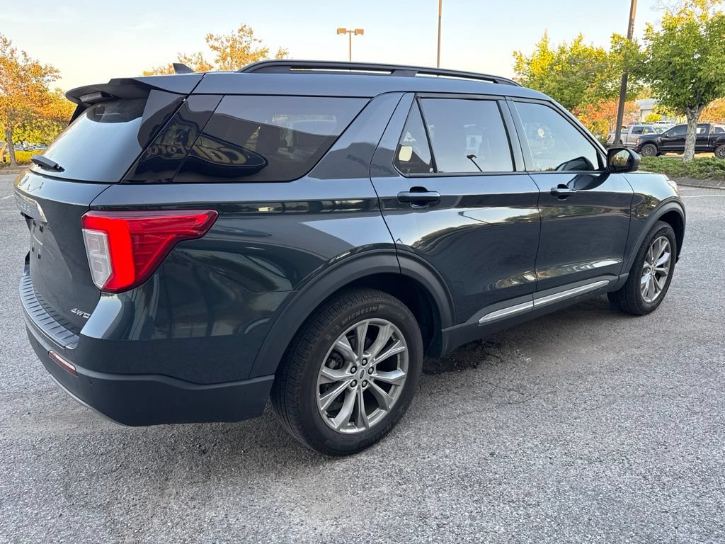 Certified 2024 Ford Explorer XLT w/ Equipment Group 202A AWD/4WD image 14