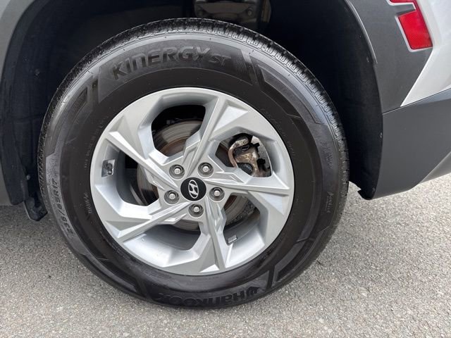 Used 2022 Hyundai Tucson SE w/ Cargo Package AWD/4WD image 11