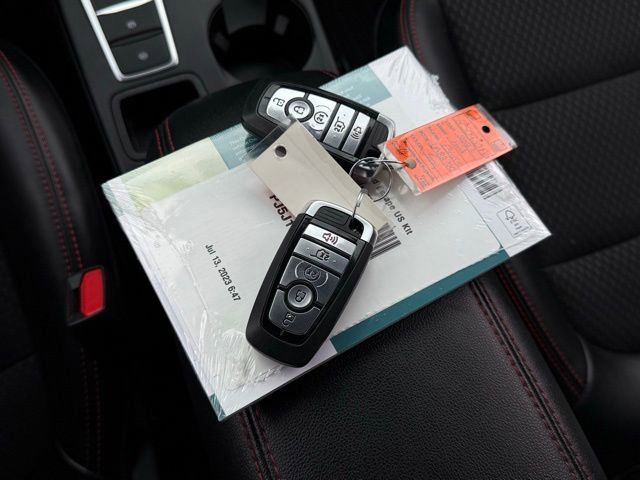 Certified 2023 Ford Escape ST-Line w/ Tech Pack #1 video 3