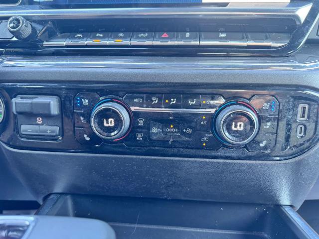 Used 2024 Chevrolet Silverado 1500 High Country w/ High Country Premium Package AWD/4WD image 28