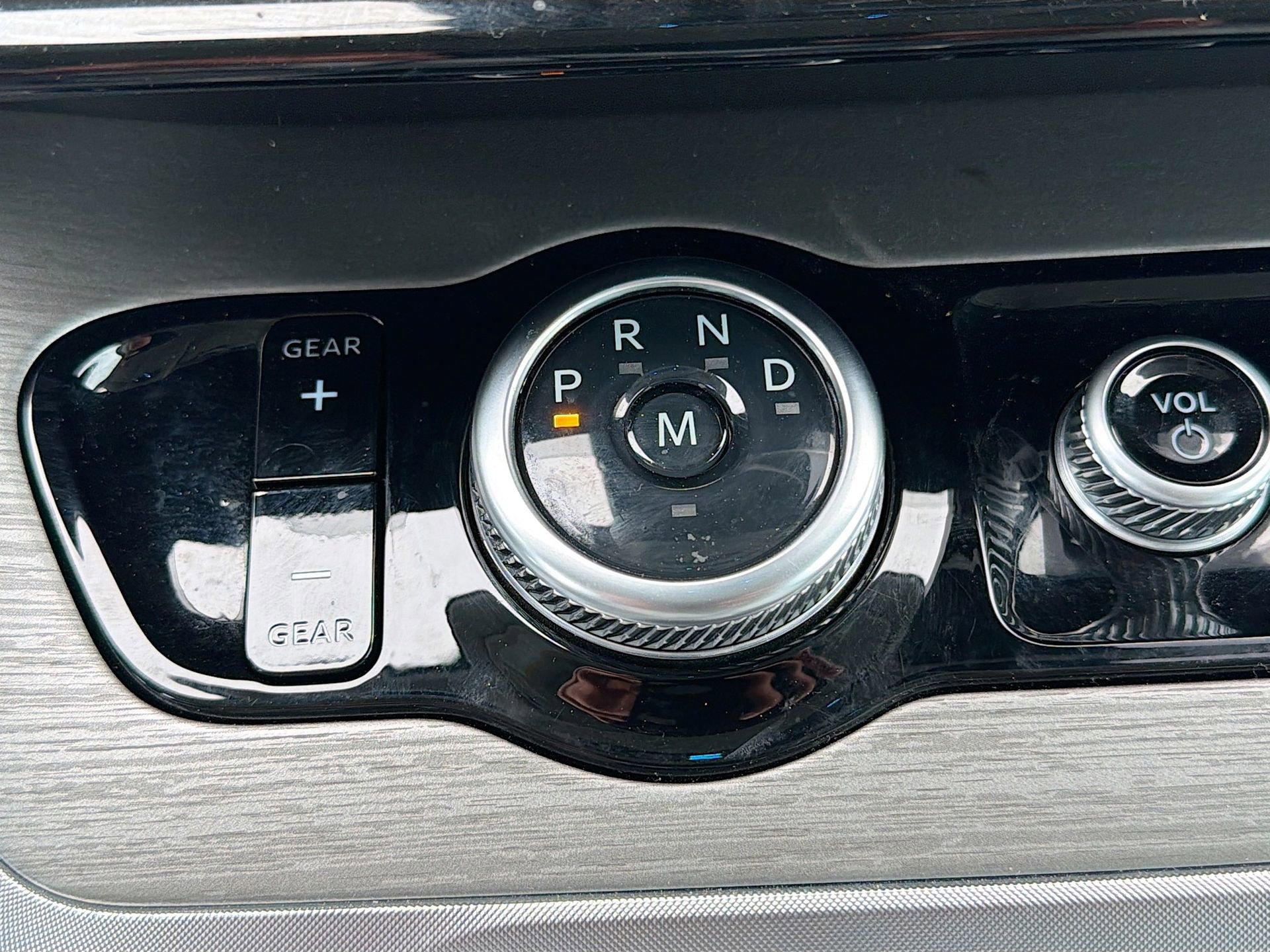 Certified 2025 Ford Expedition Platinum AWD/4WD image 19