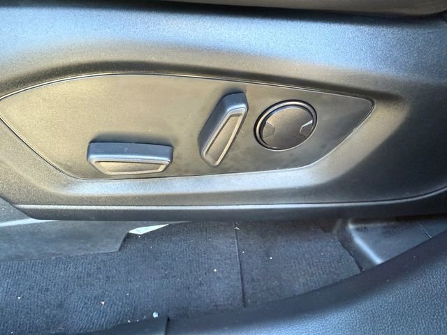 Certified 2022 Ford Explorer XLT w/ Equipment Group 202A image 20