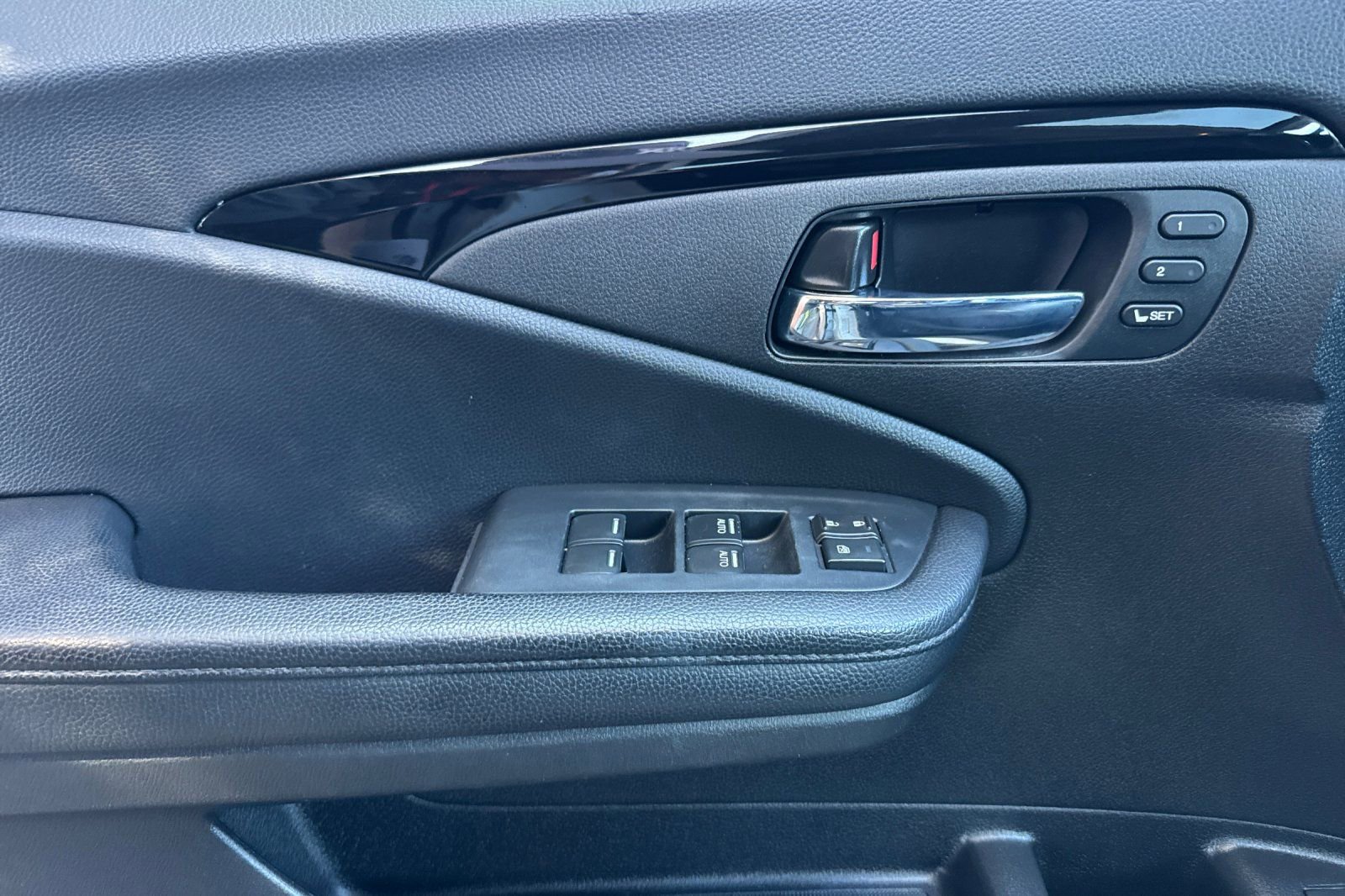 Used 2022 Honda Pilot Elite image 12